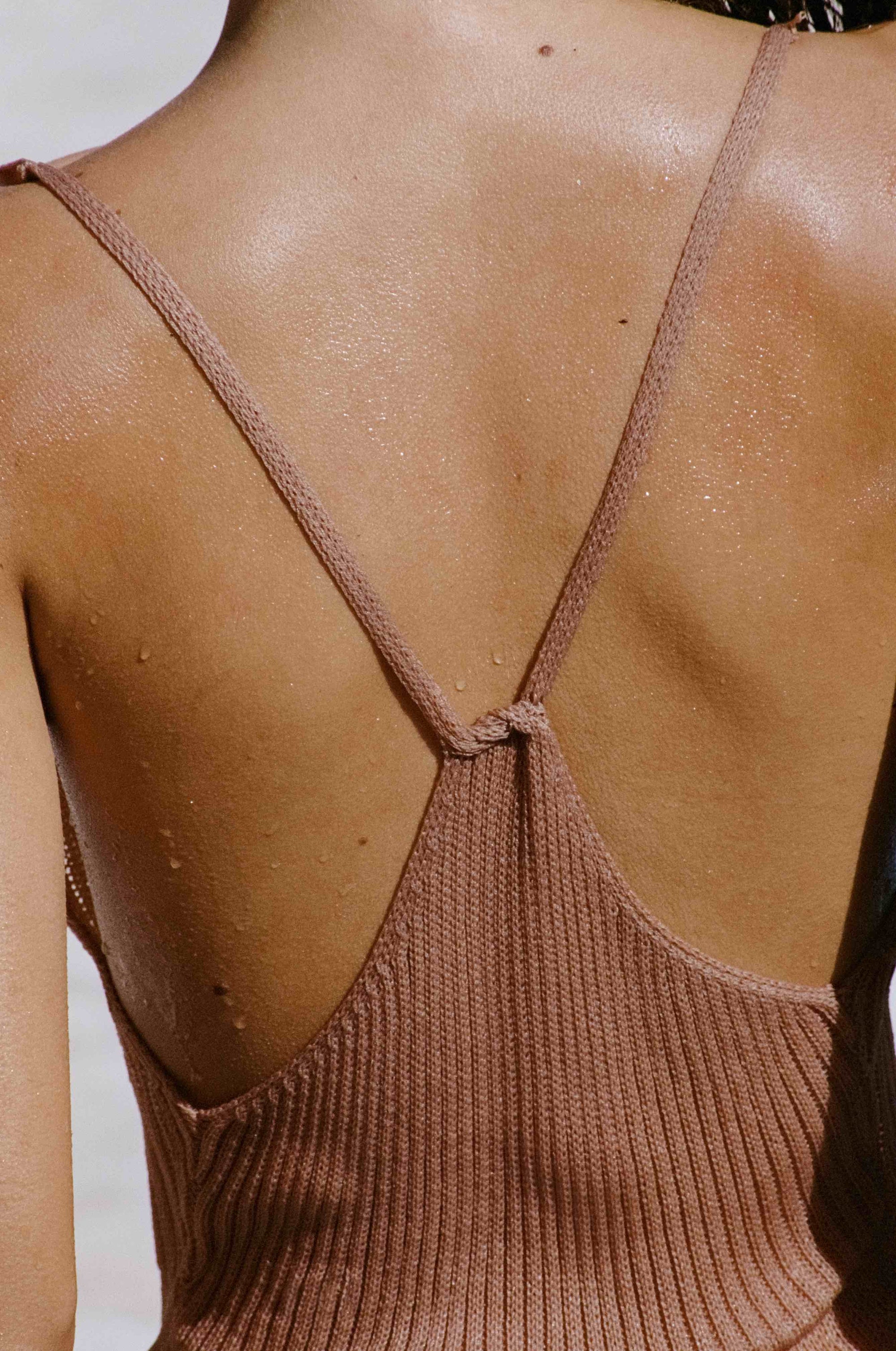 flook the label cari dress blush model pool knitwear beachwear back detail 